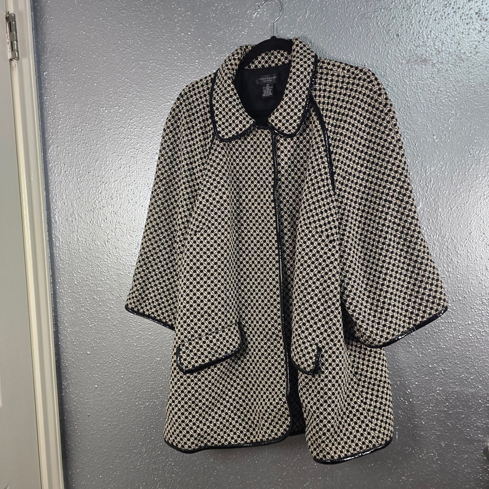 Cable & Gauge Woman Black Cream Geometric Swing Coat Patent Trim 2X Large Plus